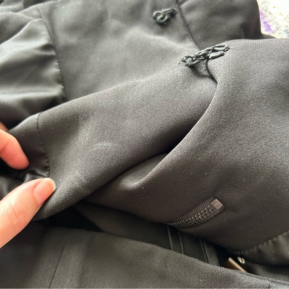 Alice + Olivia black cropped asymmetrical blazer - Picture 8 of 10